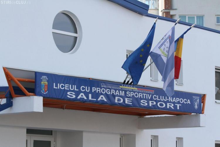 Sala de sport de 700.000 de euro de la Liceul Sportiv Cluj nefolosită de 2 luni