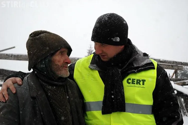 O asociație din Cluj adună alimente, rechizite pentru copiii nevoiași din Apuseni