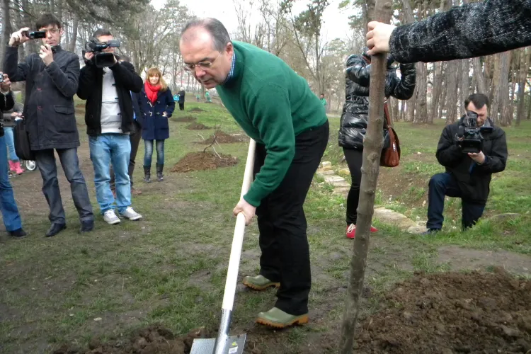 Prefectul Clujului, Gheorghe Vușcan, i-a ”ars” primarului Boc o amendă de 20.000 de lei