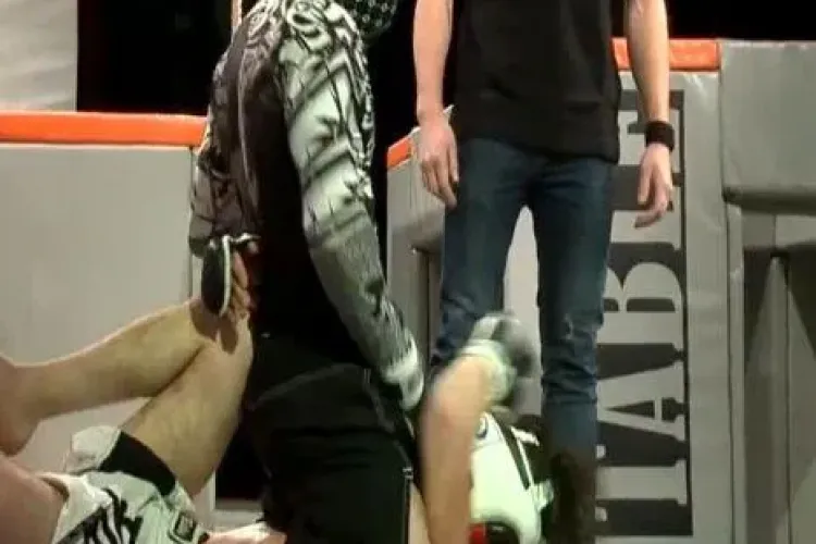 Bătaia cruntă de la TV, cel mai popular sport din Rusia VIDEO ȘOCANT