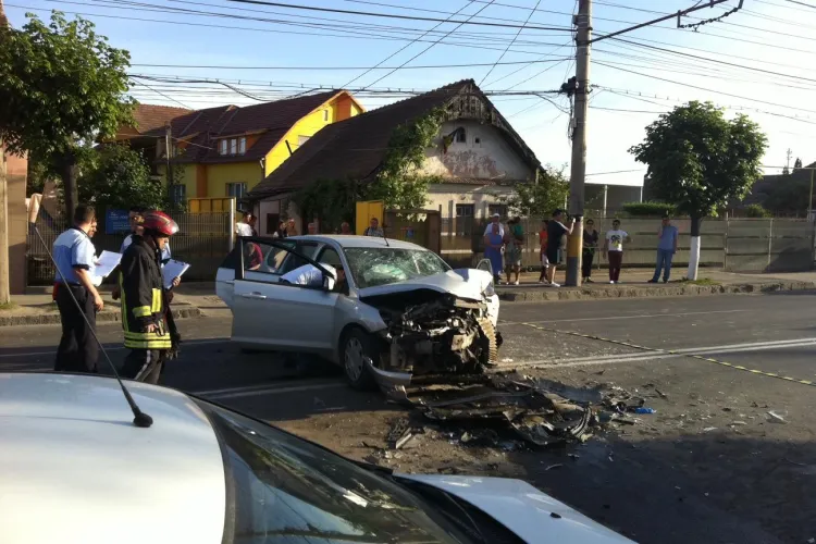 Accident pe Traian Vuia cu trei victime! Trei mașini sunt PRAF - VIDEO