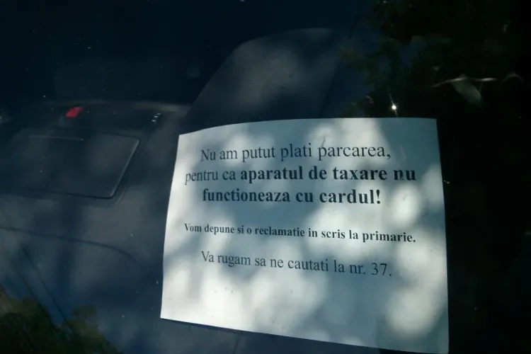 Parcometrele din Cluj-Napoca se defectează! Ce metodă folosește un șofer pentru a nu fi amendat - FOTO