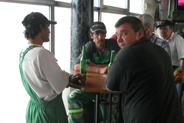 Trei angajați Rosal Cluj, la bere în a doua zi de Paște. Cum vor fi penalizați - FOTO