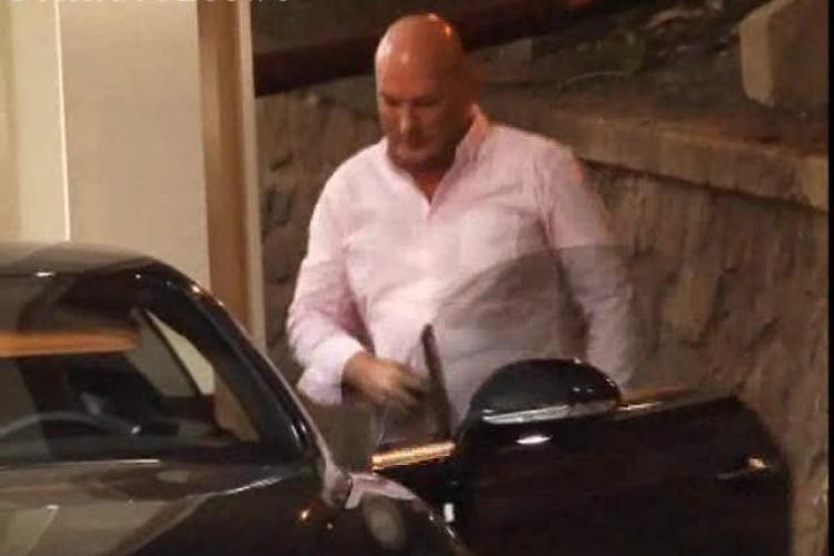 Paszkany se ”consolează” cu un Bentley de 200.000 de dolari - VIDEO