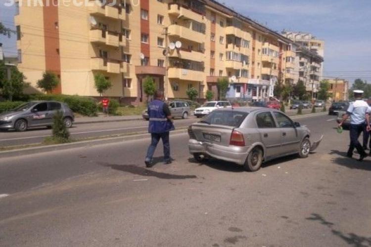 Un șofer a provocat un accident în lanț în Dej! Patru persoane, rănite ușor - FOTO