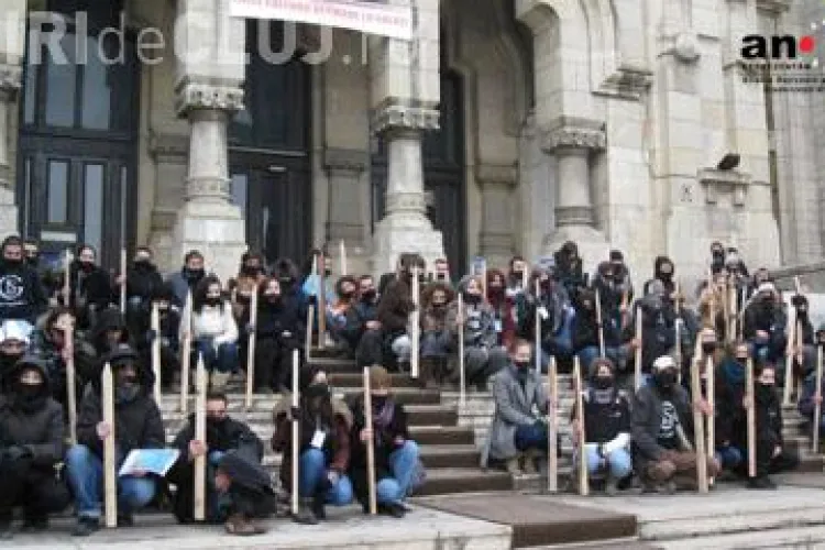 Studenții, nemulțumiți de Guvern: ”Promisiunile făcute nouă rămân în aer”