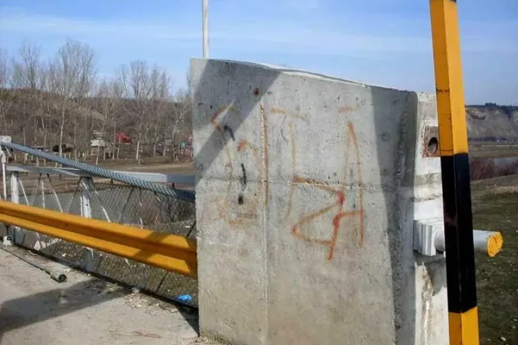 Tentativă de suicid la Turda. Un tânăr s-a aruncat de pe podul Hărcana