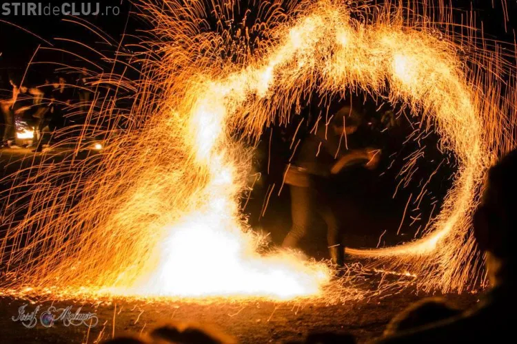 Jonglerii cu foc la Festivalul Luminii 2013 - FOTO UIMITOARE