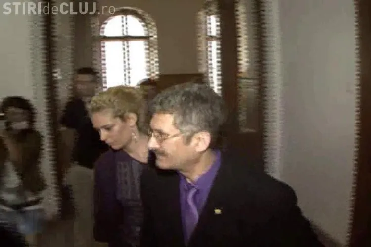 Directorul scolii "Didactica Nova", Dorel Avram, arestat la Cluj in cazul "Mita la Bac" - VIDEO