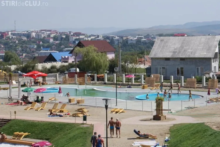 Baile Dej sau Parcul Balnear Toroc, "invadate" de turisti la fiecare sfarsit de saptamana. Vezi tarifele de intrare! - Galerie FOTO