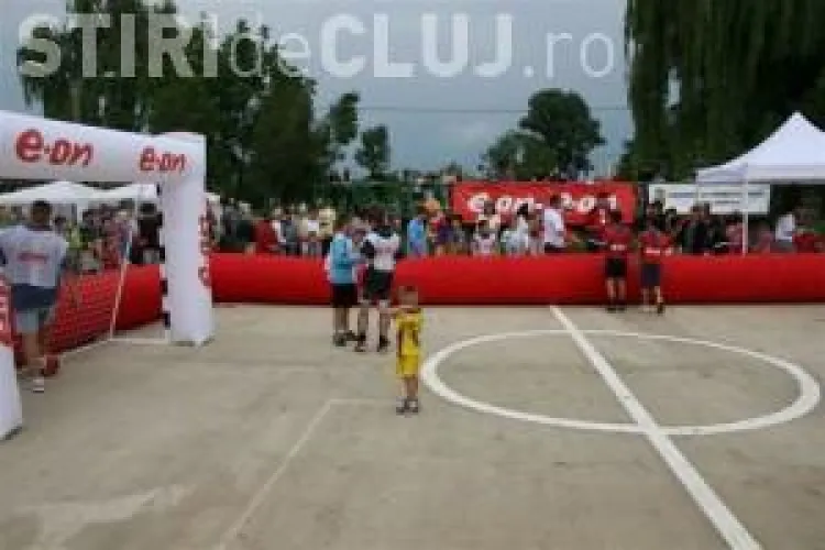 Fotbal in familie in Parcul Rozelor din Grigorescu