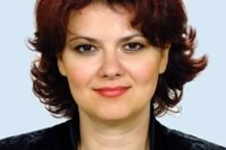 Un senator roman vrea sa interzica injuraturile pe internet