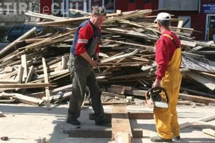 Le-au furat uneltele si bicicletele constructorilor care lucrau la un imobil in Cluj-Napoca