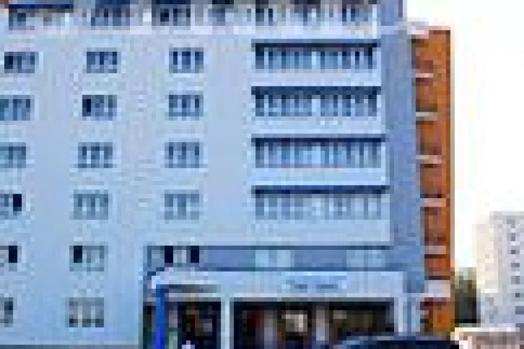 Tentativa de sinucidere la Caminul Economica 2: Studentul care s-a aruncat in casa scarilor este masterand la Facultatea de Matematica si Informatica