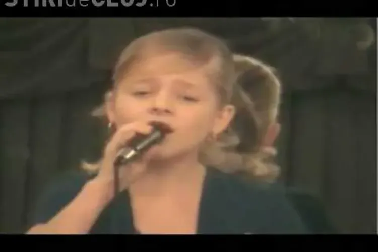 VIDEO: La doar 10 ani, Jackie Evancho a uimit o lume intreaga la America's Got Talent cu o voce de opera incredibila