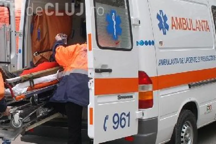 Trei pietoni calcati pe trotuar in Cluj-Napoca,la intersectia strazilor Arges si Cuza Voda