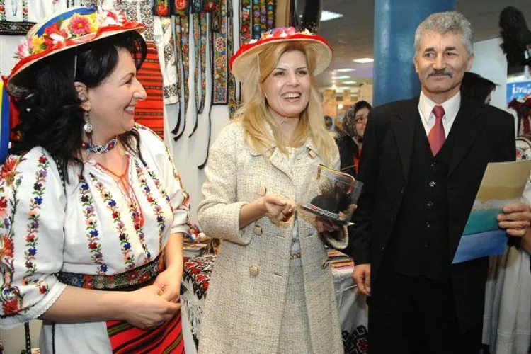 Brandul turistic al Romaniei, lansat de Udrea la Shanghai