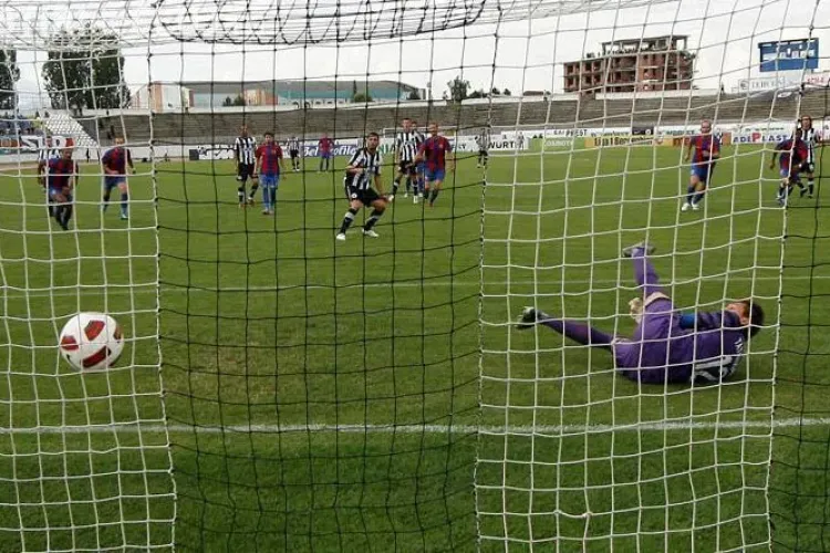 Niculescu despre vremea de la Alba Iulia: "Nu am vazut asa ceva de cand joc fotbal"