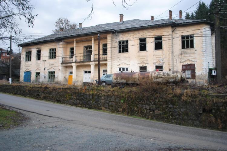 20 de case din Roșia Montană, restaurate de voluntari - FOTO