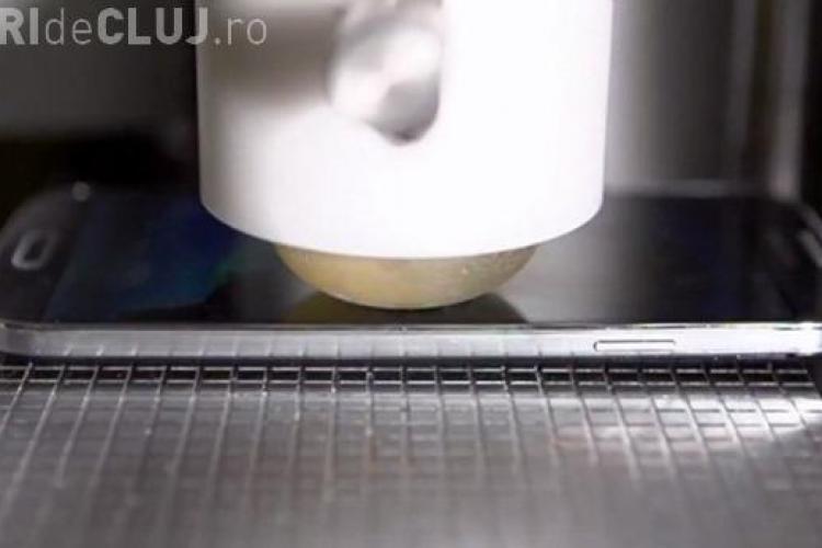 Cât de rezistent este Samsung Galaxy S4? Demonstrație uluitoare - VIDEO