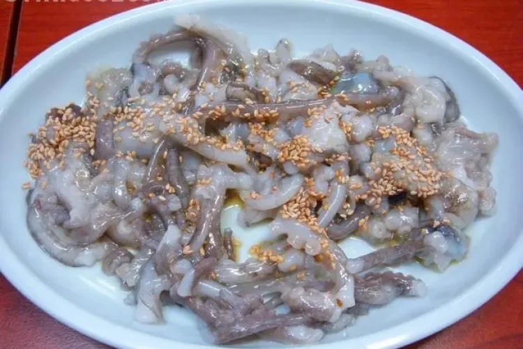 Topul celor mai periculoase feluri de mancare din lume