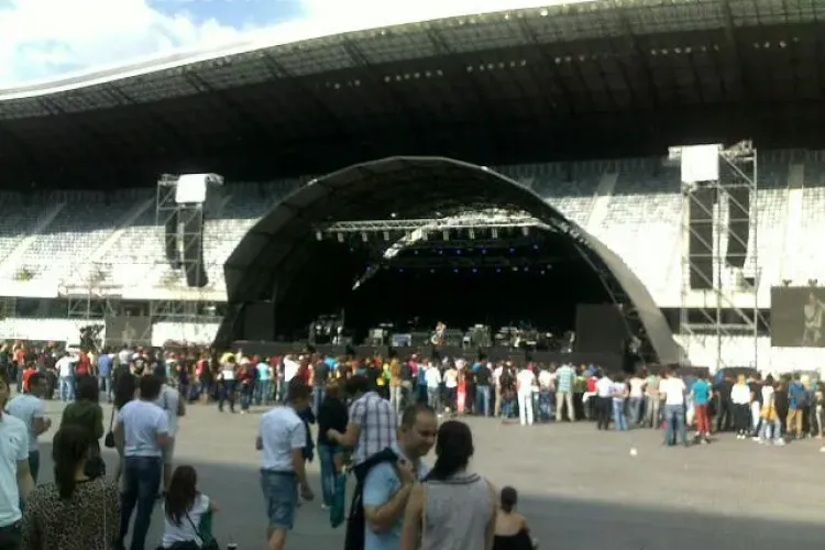 A început a doua zi de concerte pe Cluj Arena. Seara se încheie cu UB 40 - FOTO