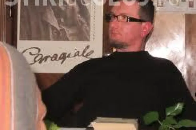 Trei redactori de la Revista Tribuna, dați afară de directorul Mircea Arman