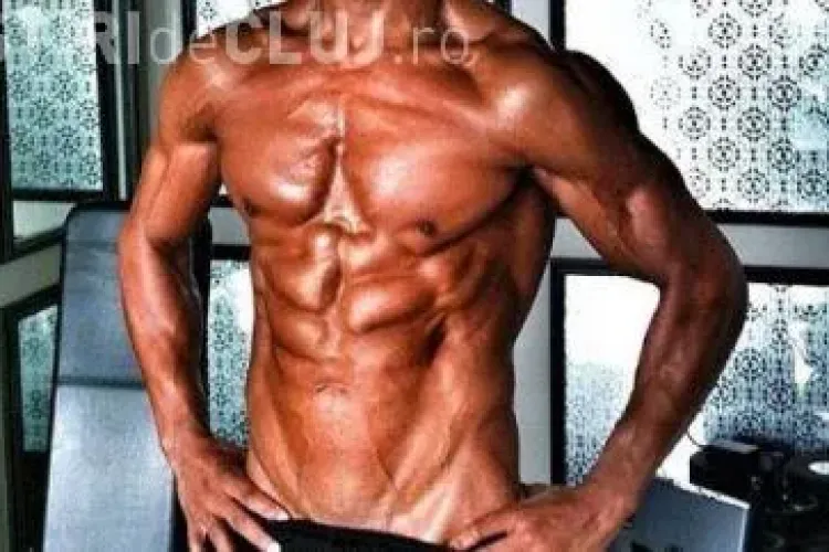 De la artist la clulturist. Vezi transformarea spectaculoasă a unui cântăreț FOTO