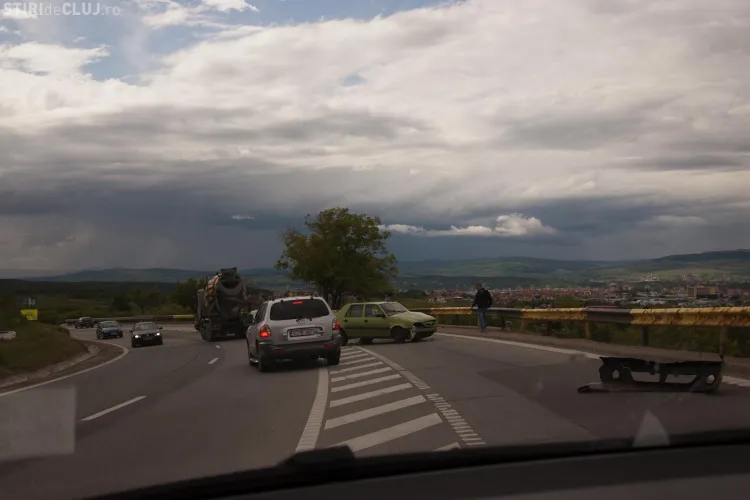 Accident pe Feleac în apropiere de Curba Morții - FOTO
