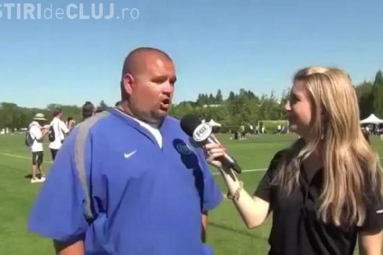 CLIPUL ZILEI: Ce pățește o reporteriță când ia un interviu pe terenul de fotbal VIDEO