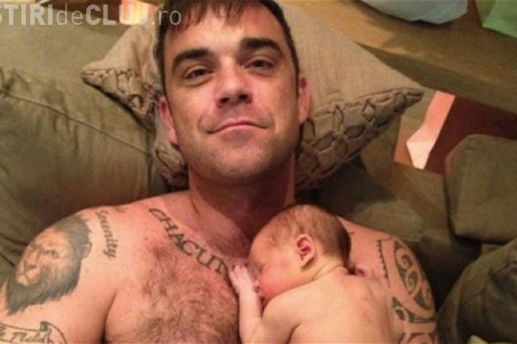 Robbie Williams ȘOCHEAZĂ: ”I-aş cumpăra droguri fiicei mele!”