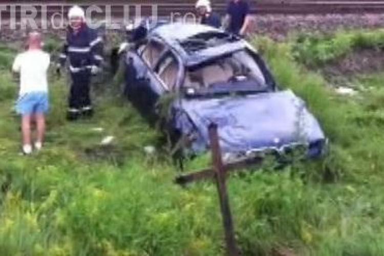 BMW făcut ”varză” la ieșire din Gherla! Mașina este daună totală - VIDEO