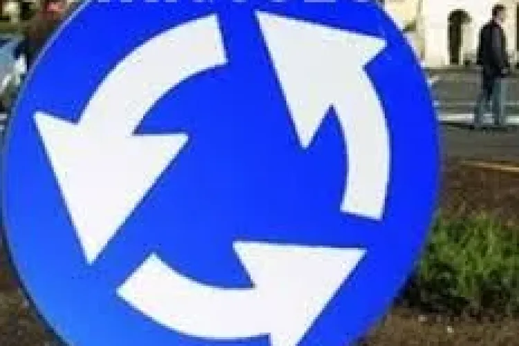 Clujenii exasperați de sensul giratoriu de pe Mehedinți: Sunt prea bătrân ca să mai pot să iau curba