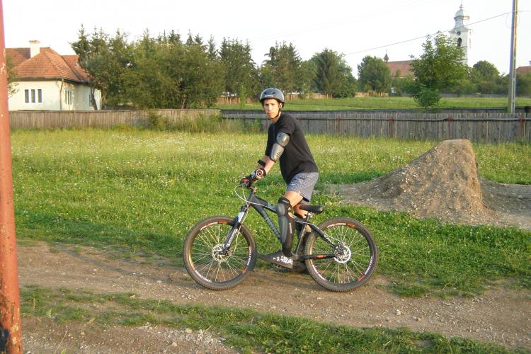 Un clujean și-a găsit singur bicicleta de 1.300 de euro, furată în 2011. Poliția nu i-o poate restitui - FOTO