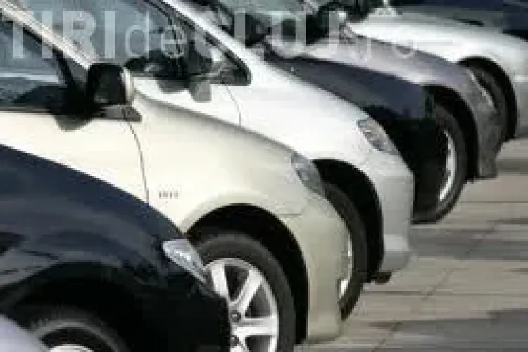 Pont de zile mari! Cum vă puteţi înmatricula maşina fără să plăţiţi TIMBRUL de MEDIU - EXCLUSIV