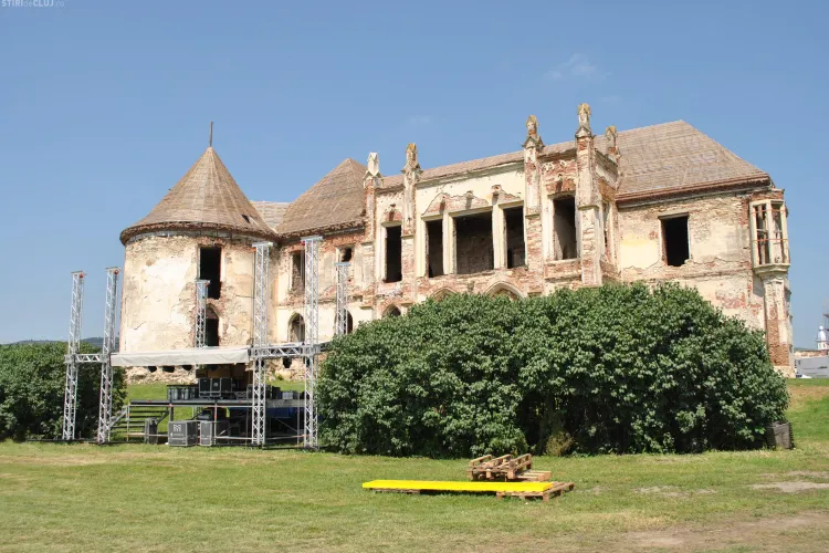 Câte persoane au fost la deschiderea festivalului Electric Castle, de la Bonţida