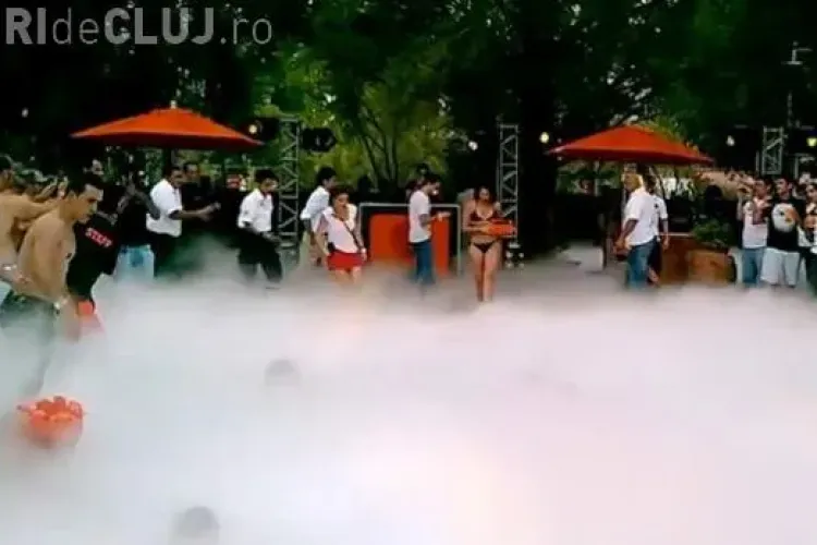 Au turnat NITROGEN LICHID în piscină ca să răcească apa și au ajuns la spital