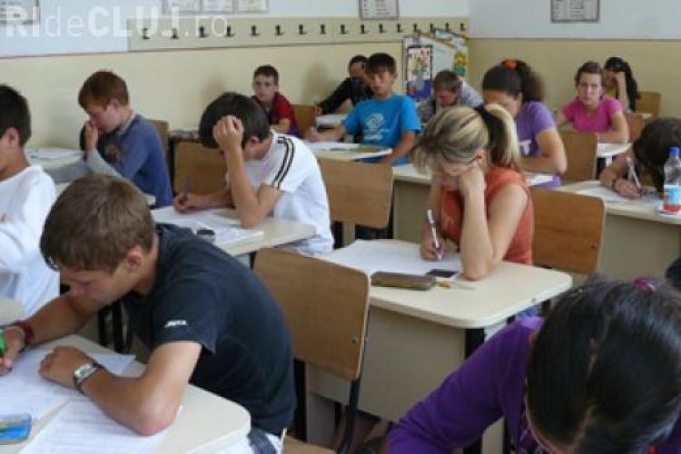 EVALUARE NAȚIONALĂ CLUJ 2013: La proba de la Română au absentat 51 de elevi