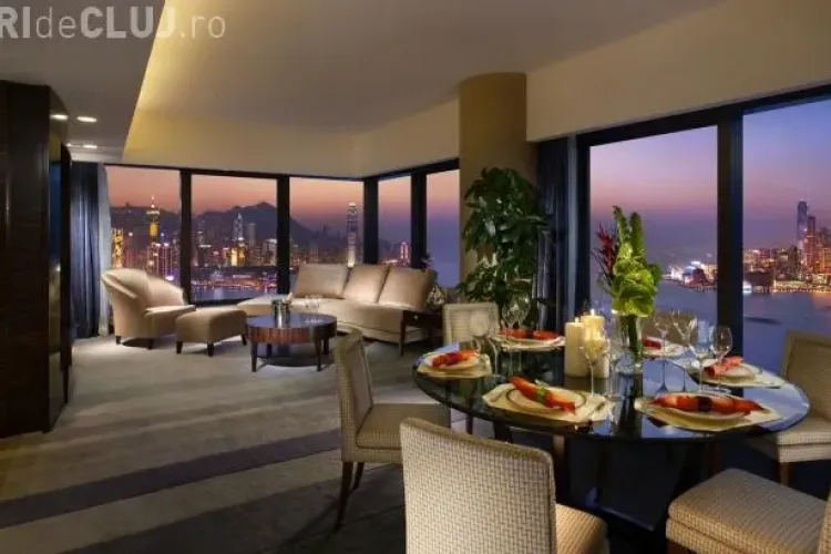 VIRALUL ZILEI: Bilețelul lăsat în camera unui hotel de lux de angajați