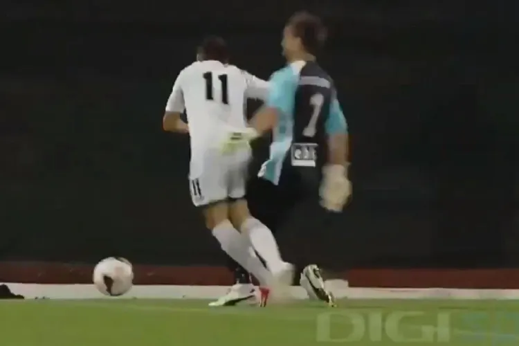 CFR Cluj - Timişoara 2-2 - REZUMAT VIDEO - CFR a rămas cu 8 oameni pe teren. S-au dat 19 cartonașe