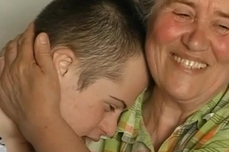 Elevii din Cluj cu ZECE la BAC, premiați de Consiliul Județean. Între ei e și elevul cu Sindrom Down, Mihai Mocean