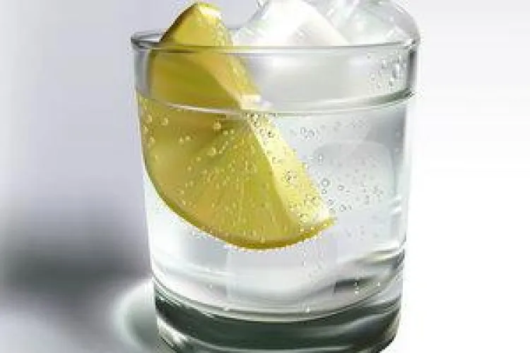 Apa te face mai deștept? Vezi ce spun experții