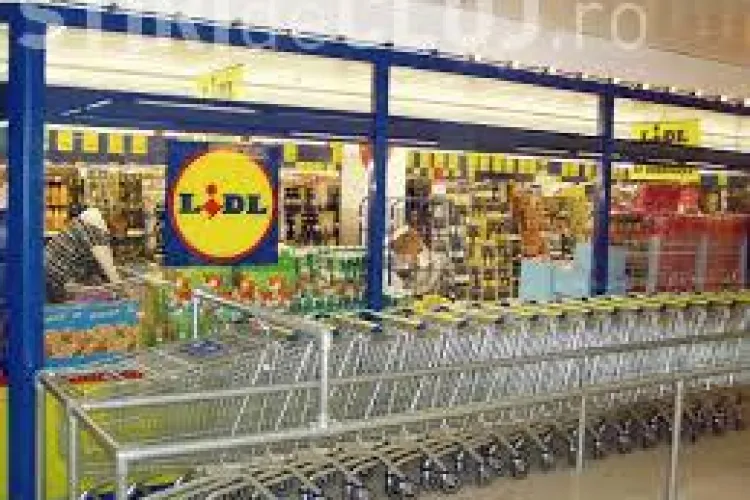 Ce salarii sunt la Lidl. Cât câştigă un lucrător comercial sau un director?