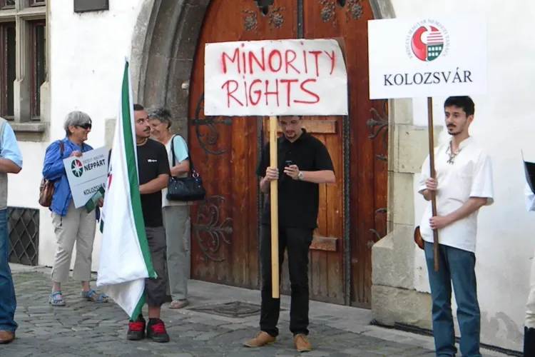 Maghiarii din Cluj INSTIGAȚI la nesupunere civică și BLOCAREA străzilor de PPMT: VREM AUTONOMIE