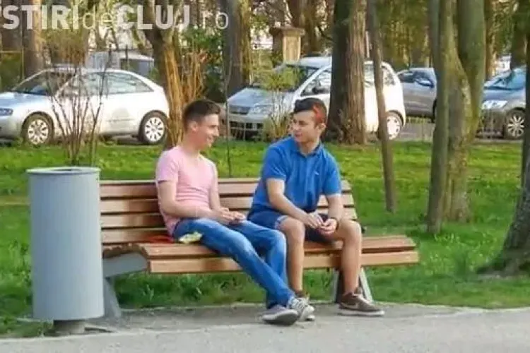 Un oraș din România a interzis mâncatul SEMINŢELOR