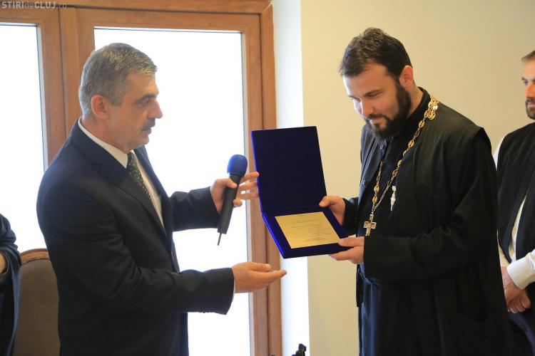 Părintele Boian Aleksandrovici a primit titlul de cetățean de onoare al Clujului