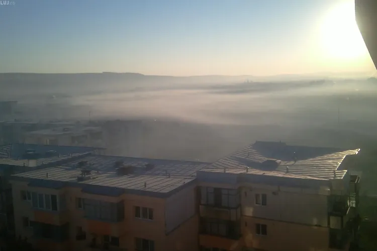 Clujenii din Someșeni sufocați de fumul de la Pata Rât FOTO