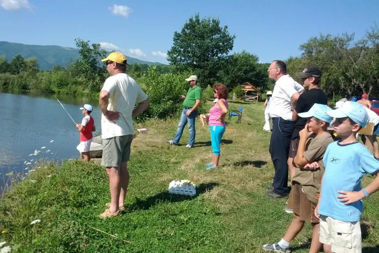 Aur pentru Cluj la Campionatul național de navomodelism - FOTO