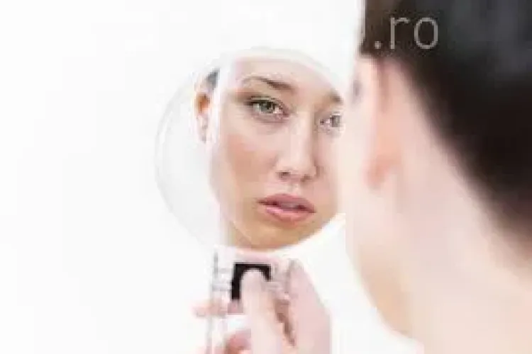 Topul simptomelor cancerului pe care femeile le ignoră