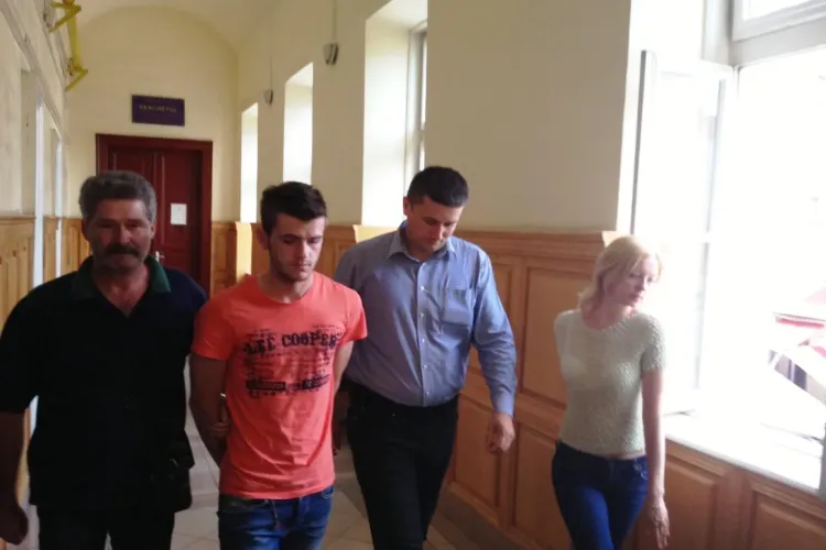 Arestări în cazul JAF la benzinăria Agip - Florești! Un student de la Fizică a fost ARESTAT pe 30 de zile - VIDEO